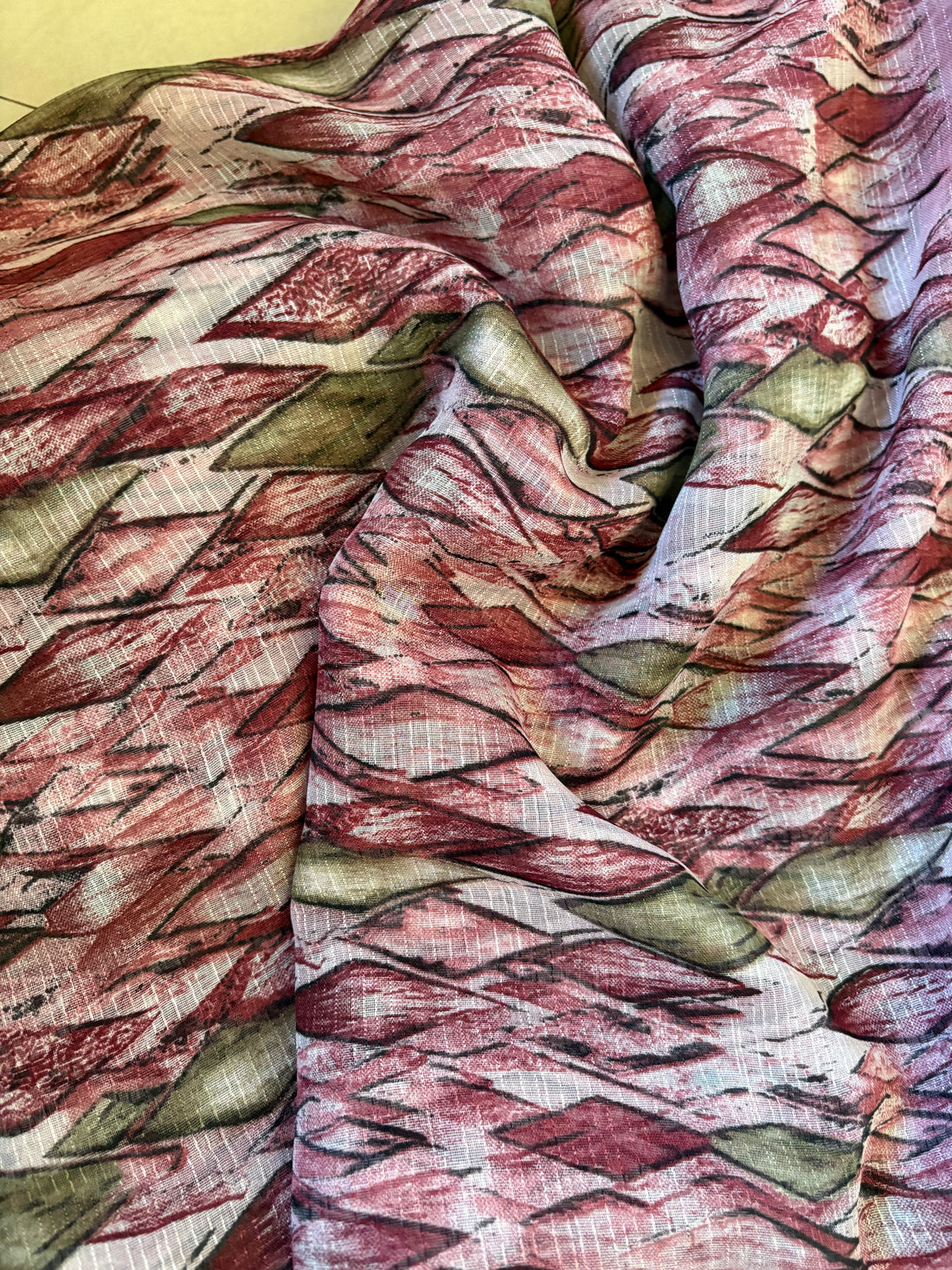 Pink Printed Synthetic Saree