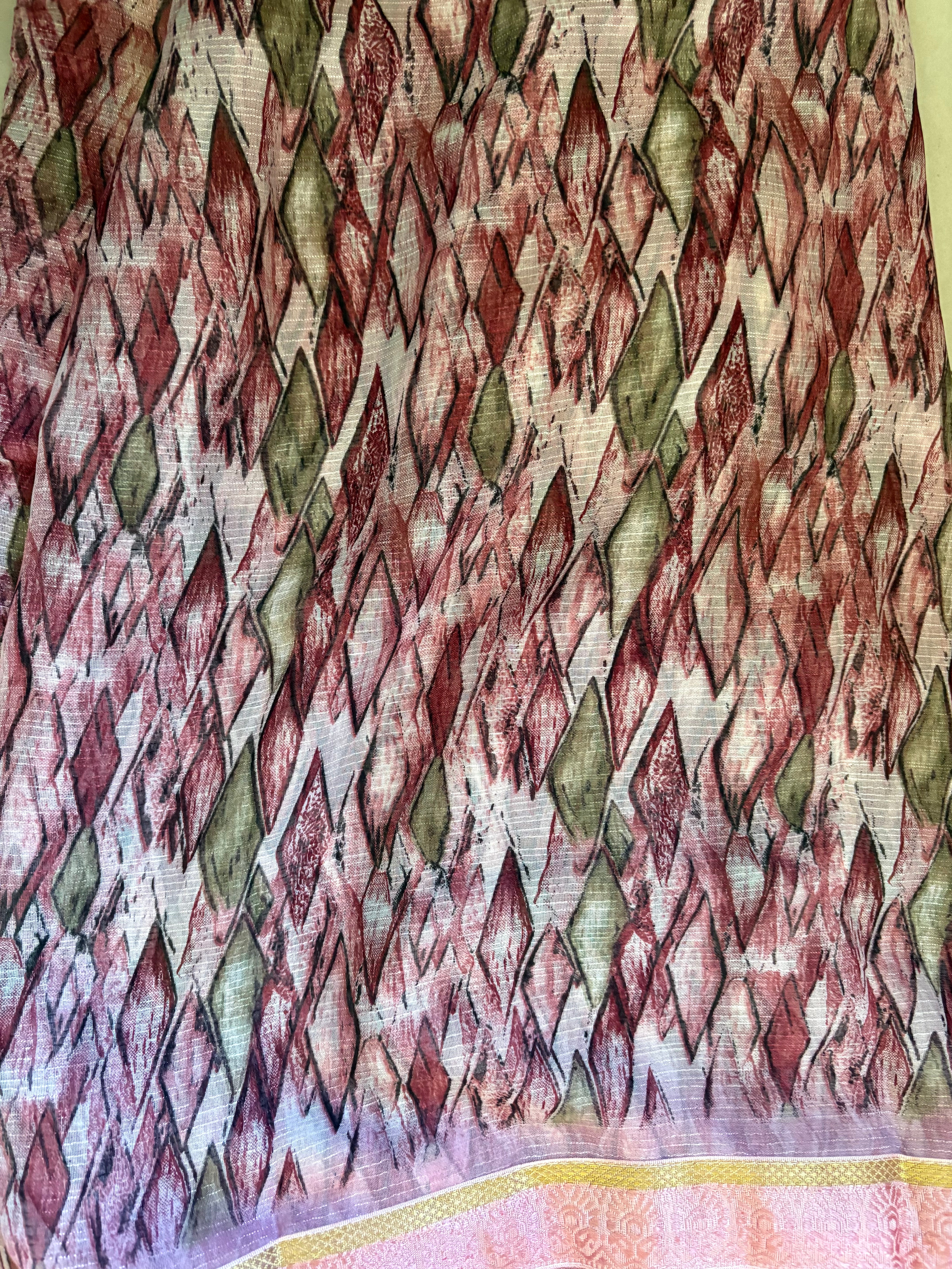 Pink Printed Synthetic Saree