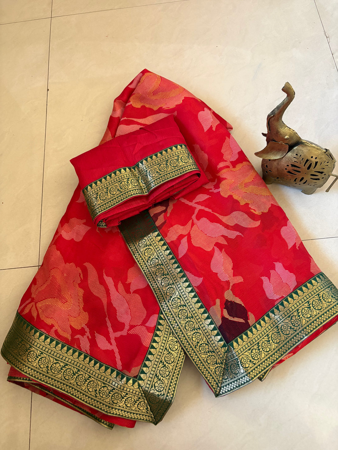 Red Printed Synthetic Saree