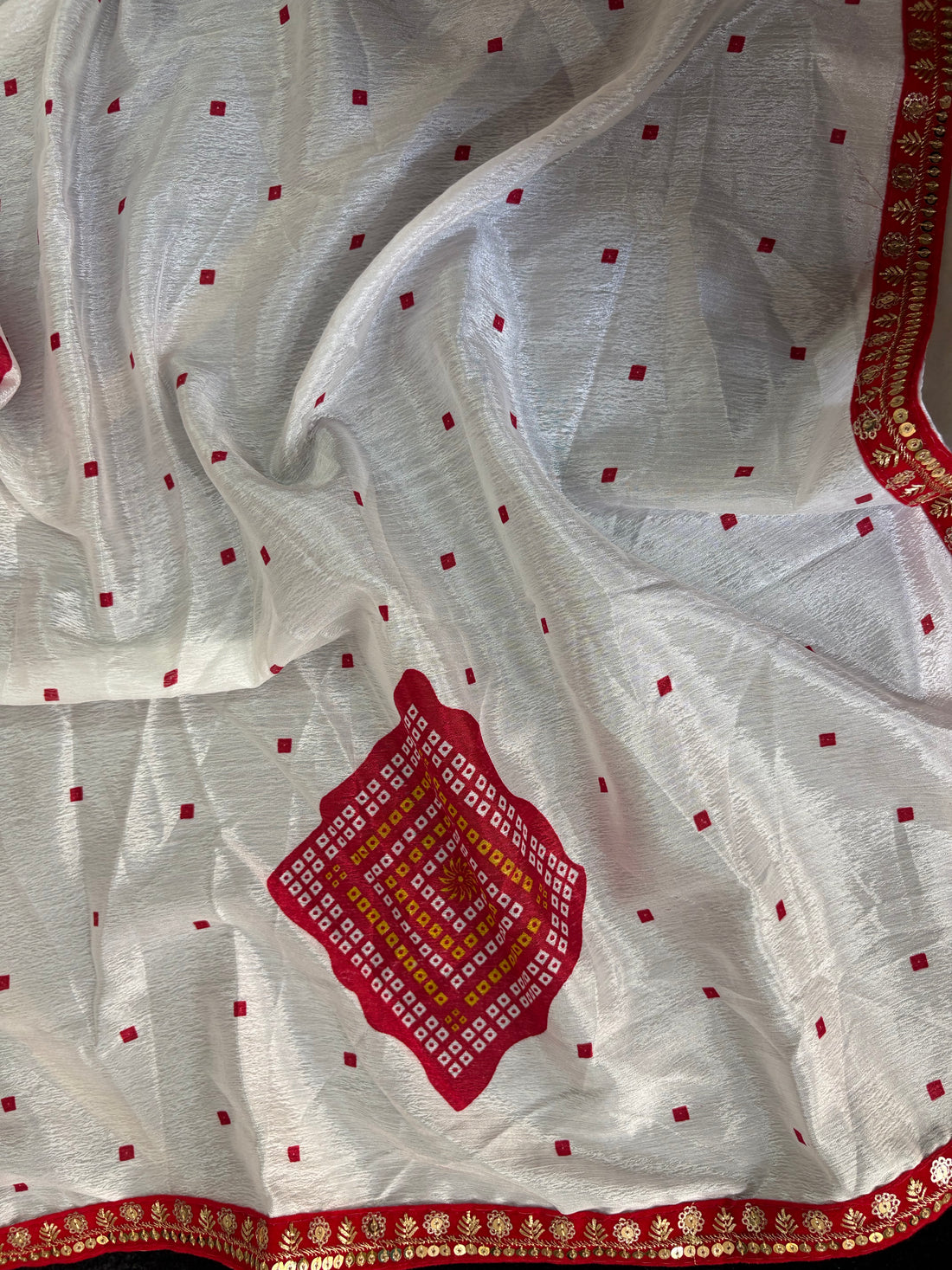Bindiya- White Bandhani