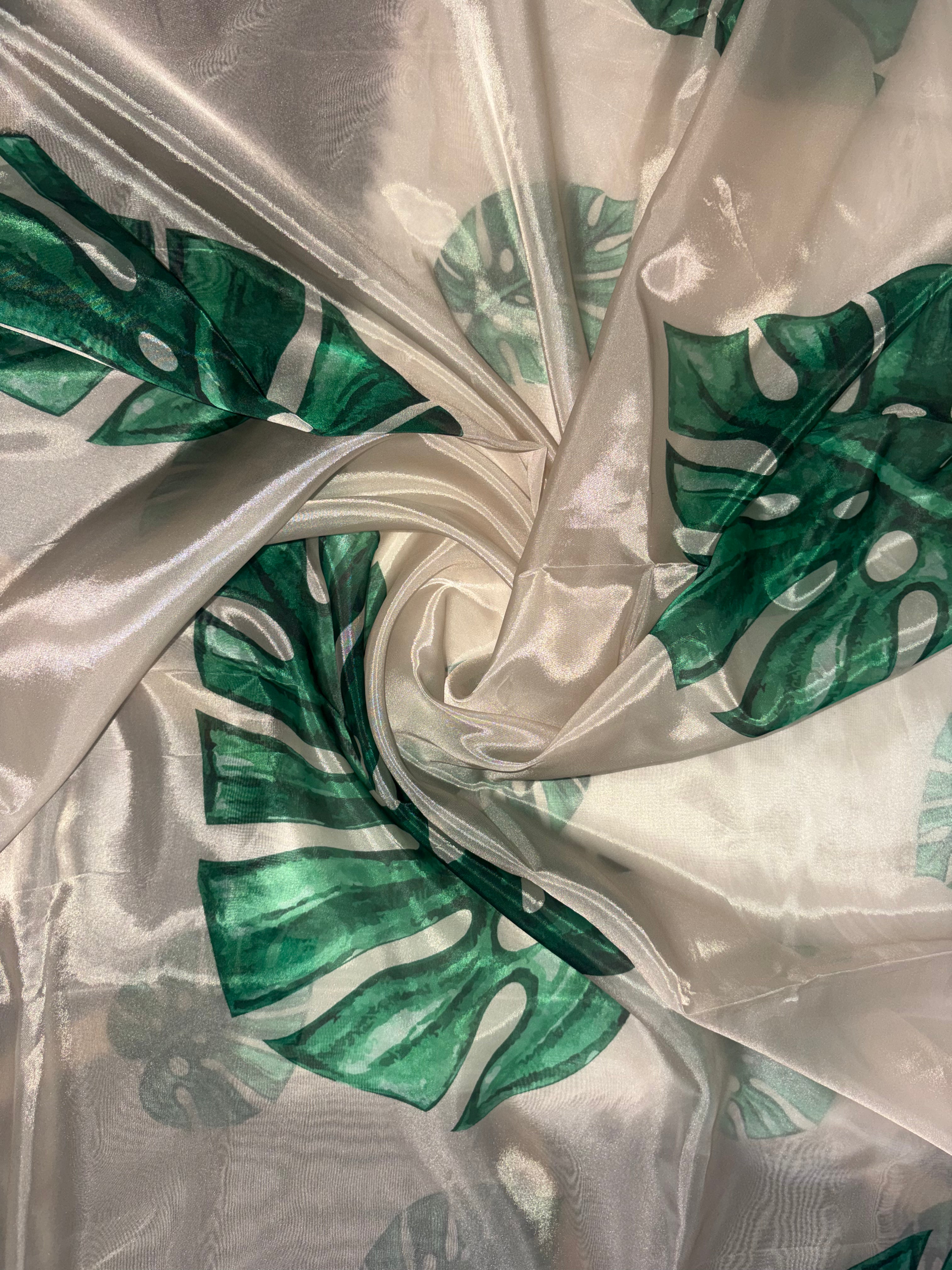 Jigyasa- Organza (Lush Green)