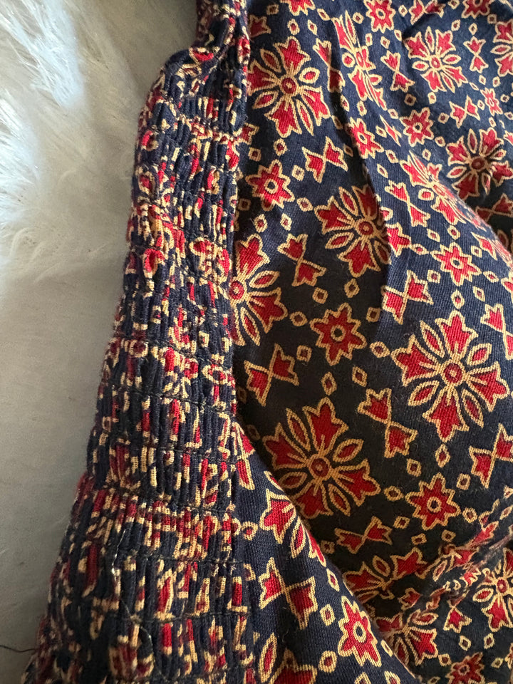 Cotton Side Strechable Blouse (Navy Blue)