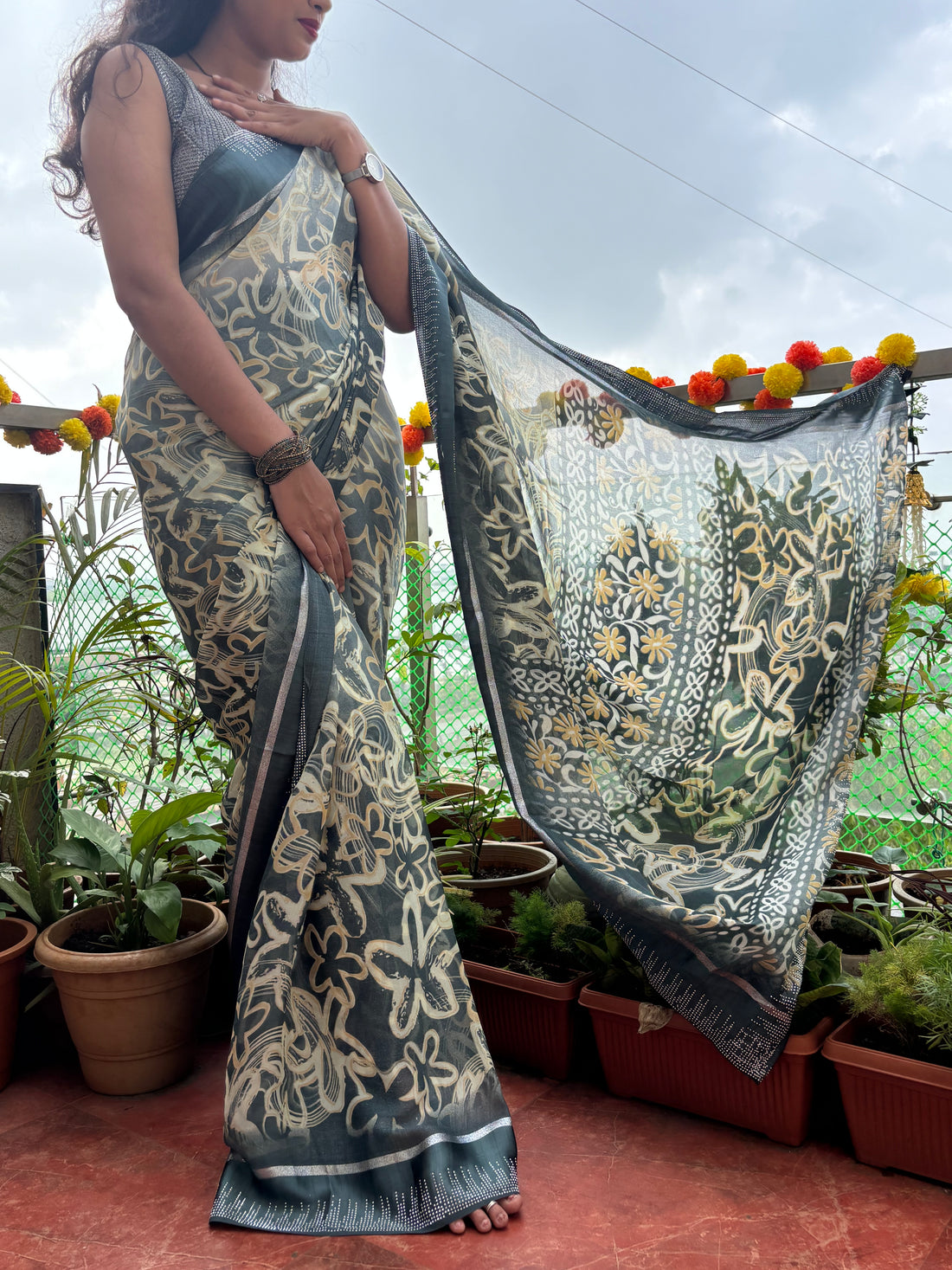 Grey Green Printed Linen Saree