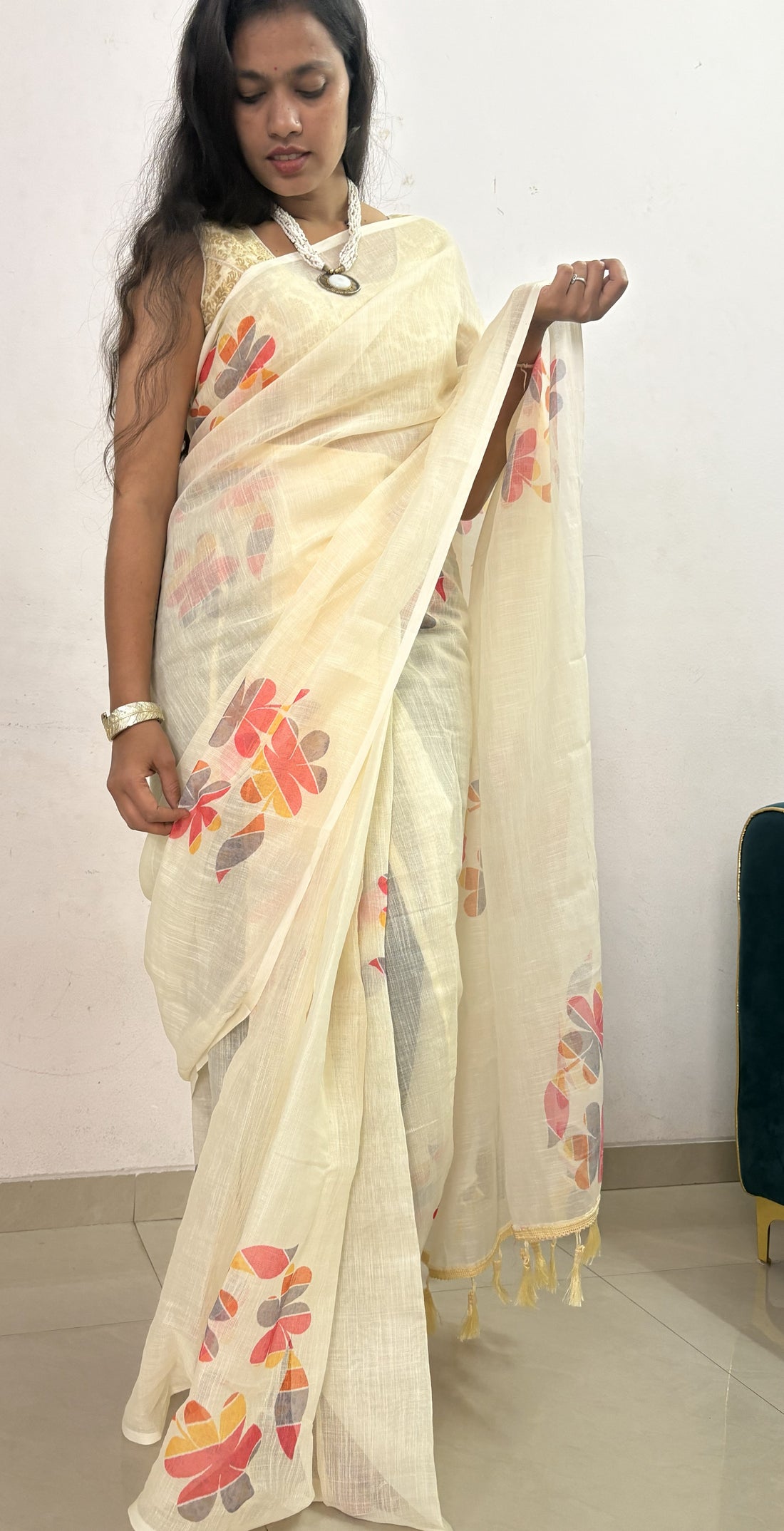 Cream Floral Cotton Saree